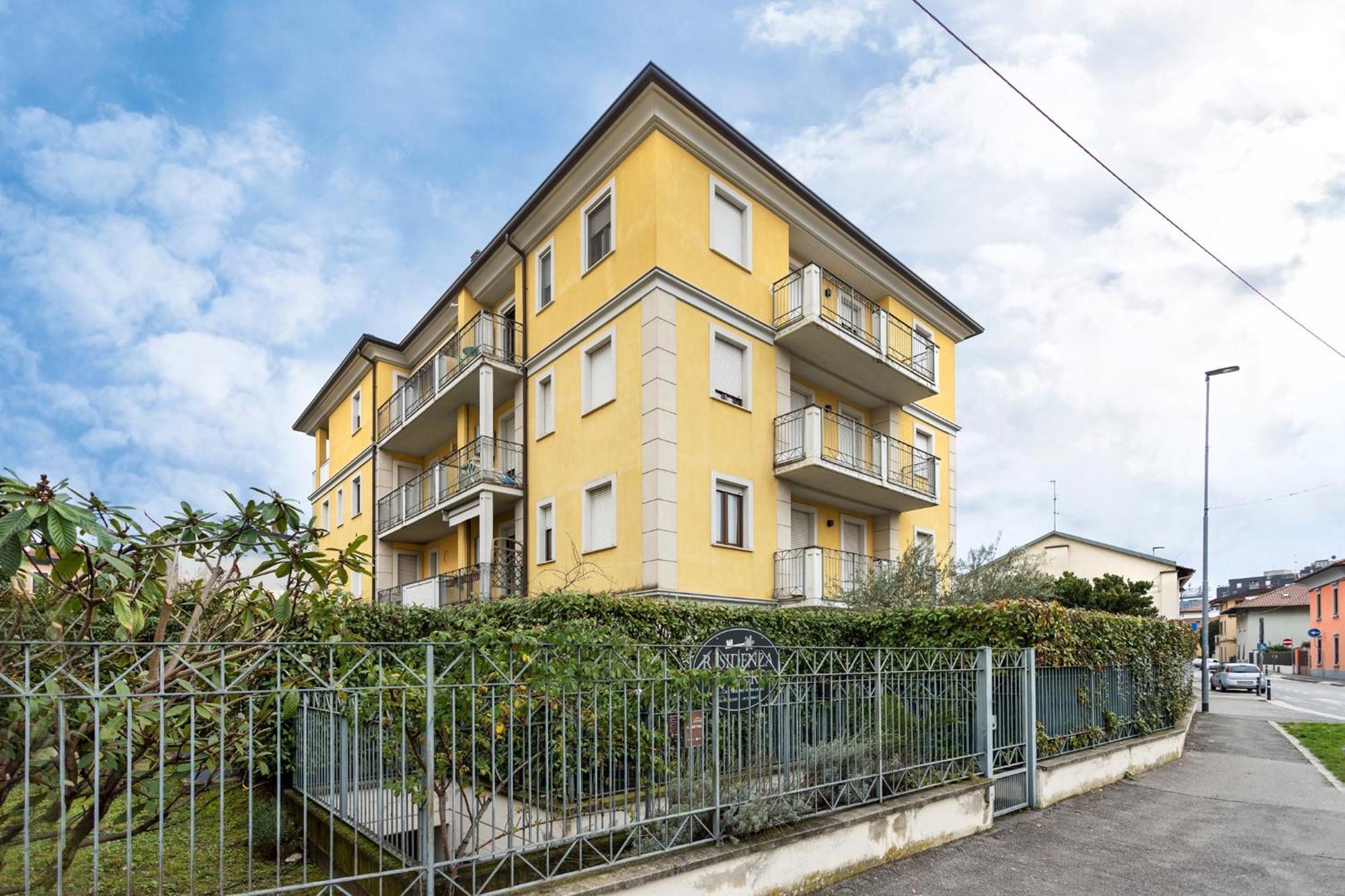 Residenza Il Fiore Bergamo Exterior foto
